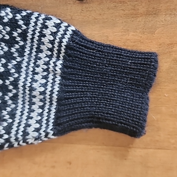 Vintage 90s wool Dale of Norway Scandinavian sweater 50 M L EUC - Picture 5 of 17